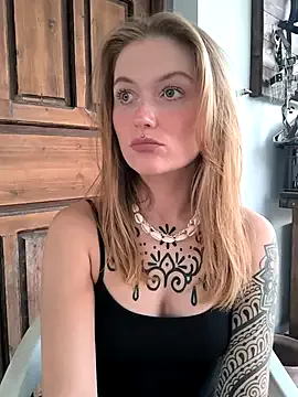 _Alice_1 – webcam model profile photo Image 11