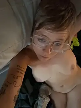 841_yayoi – webcam model profile photo Image 10