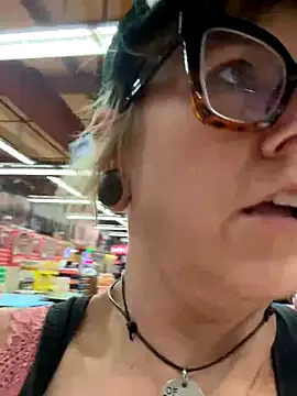 841_yayoi – webcam model profile photo Image 5