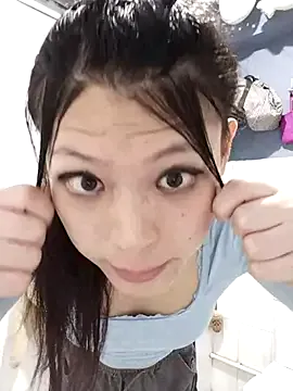 mc-Olivia – webcam model profile photo Image 6