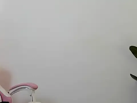 Maddy_Rouse_ on FreeCamNet Image 2