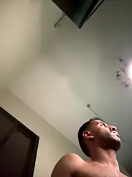 Guyboy30 – webcam model profile photo