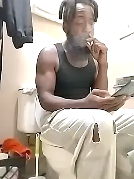  – webcam model profile photo Image 8