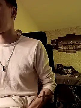 maataaan – webcam model profile photo Image 8