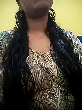 Nonchan_ – webcam model profile photo Image 5