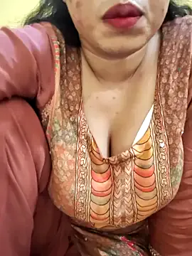 Nonchan_ – webcam model profile photo Image 8