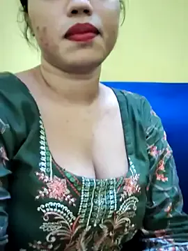 Nonchan_ – webcam model profile photo Image 9