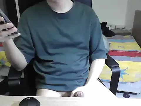 Paidbat – webcam model profile photo Image 5