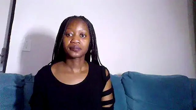 Megu_Melon – webcam model profile photo Image 11