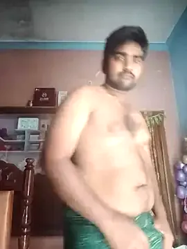  – webcam model profile photo Image 15