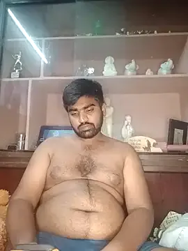  – webcam model profile photo Image 18