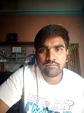  – webcam model profile photo Image 6