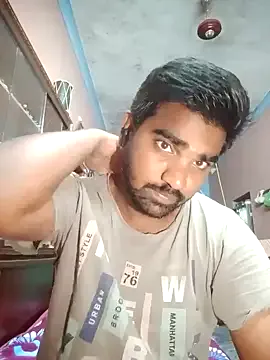  – webcam model profile photo Image 7
