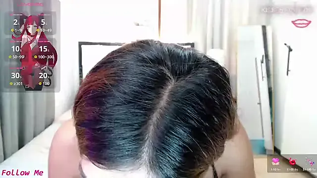 roouse – webcam model profile photo Image 10