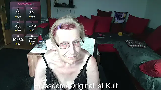  – webcam model profile photo Image 7