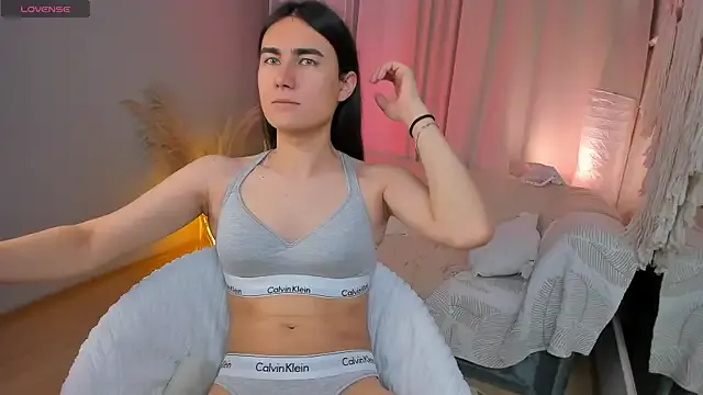 princess0303 – webcam model profile photo Image 17