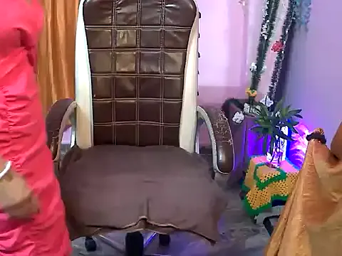 Nonchan_ – webcam model profile photo Image 6