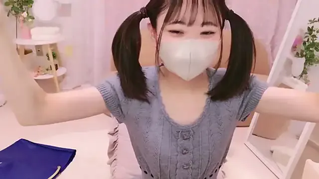 HINA_cha Image 3