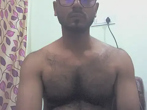  – webcam model profile photo Image 3