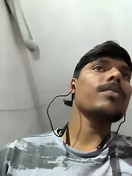 Cute-Simmi69 – webcam model profile photo Image 6