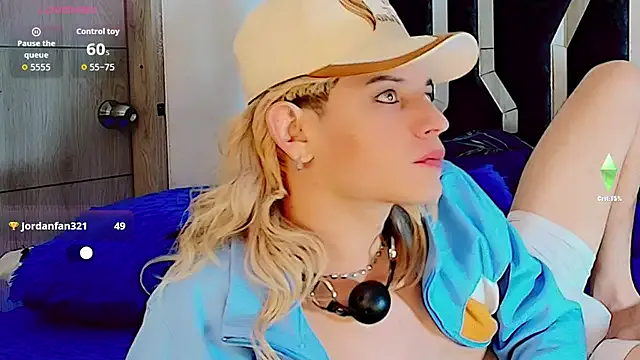 roouse – webcam model profile photo Image 10