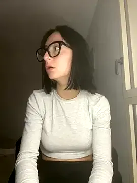 PumaShyXD – webcam model profile photo Image 5