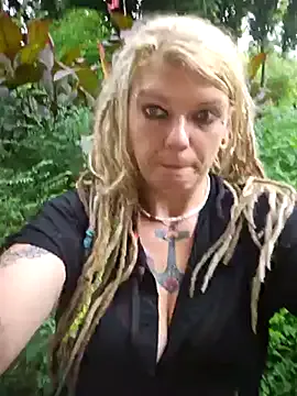 Mia--meow – webcam model profile photo Image 4