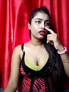 Yuna-ch – webcam model profile photo Image 15