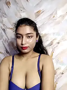 Yuna-ch – webcam model profile photo Image 4