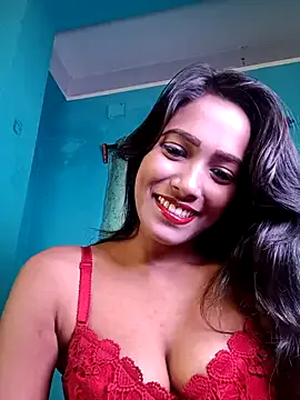 roouse – webcam model profile photo Image 16