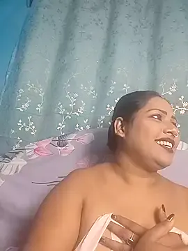 Megu_Melon – webcam model profile photo Image 18