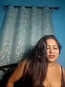 Megu_Melon – webcam model profile photo Image 8