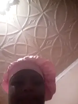 Nonchan_ – webcam model profile photo Image 14