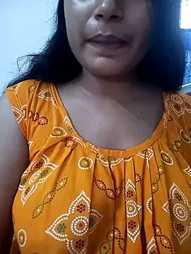  – webcam model profile photo Image 5