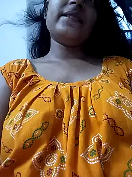  – webcam model profile photo Image 7