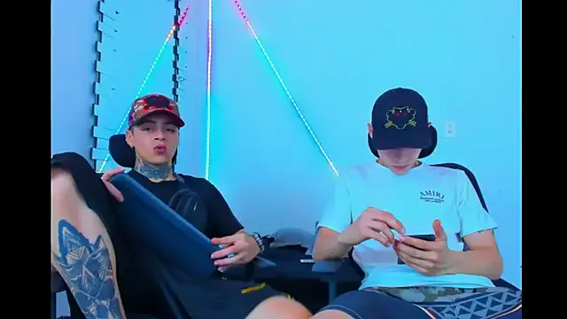 Nonchan_ – webcam model profile photo Image 16