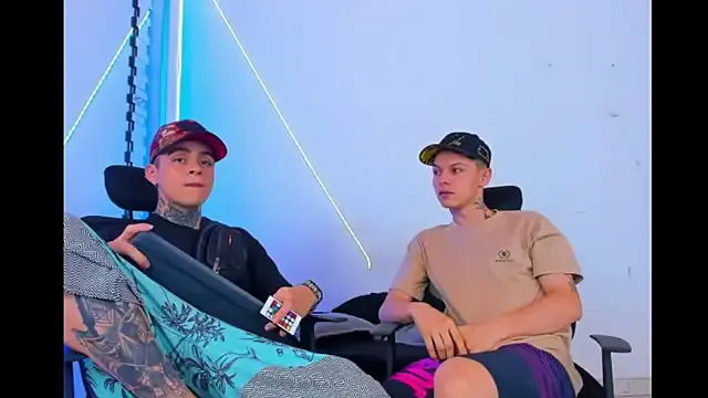 Nonchan_ – webcam model profile photo Image 17