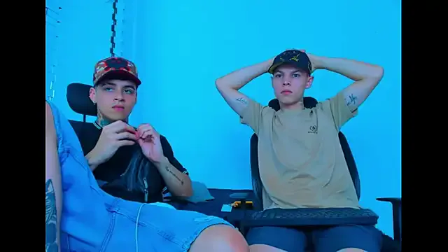 Nonchan_ – webcam model profile photo Image 3