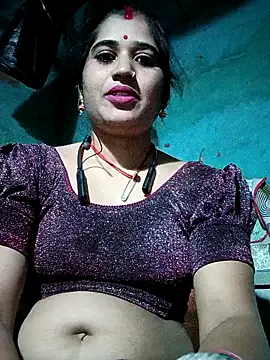 MinervaShetrawski – webcam model profile photo Image 7