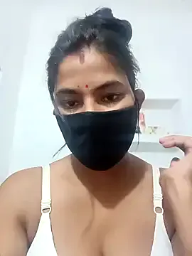 GouGou-111 – webcam model profile photo Image 2