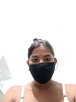 GouGou-111 – webcam model profile photo Image 5