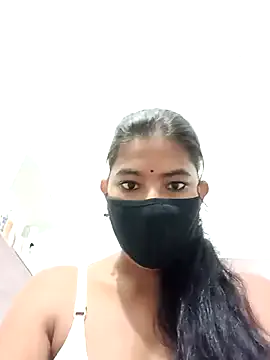 GouGou-111 – webcam model profile photo Image 7