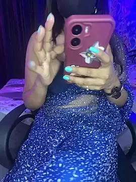 oxo_yuna_oxo – webcam model profile photo Image 17