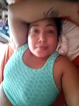 TUNDEROSE1 – webcam model profile photo Image 7