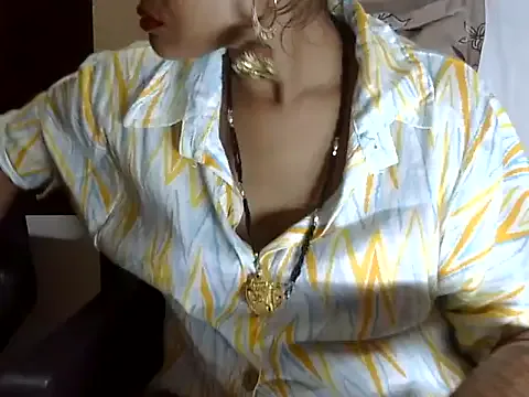 dirtypub – webcam model profile photo Image 5