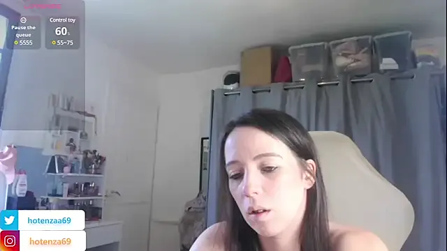 AssiaB – webcam model profile photo Image 5