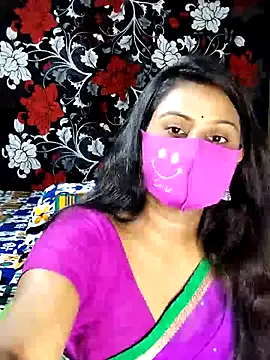 OliviaaFischer – webcam model profile photo Image 5