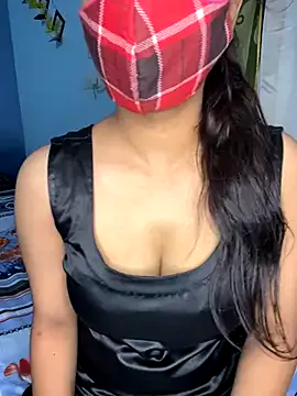 maataaan – webcam model profile photo Image 10