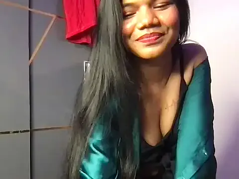 LoveOnStream – webcam model profile photo Image 2