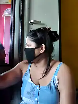 GouGou-111 – webcam model profile photo Image 14